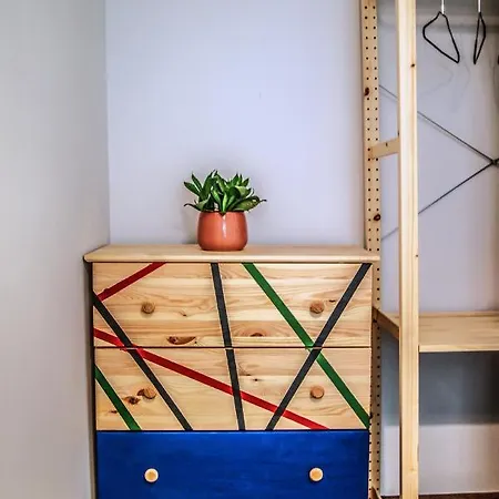 Homely, Well-connected, Bright Flat In Buda *
